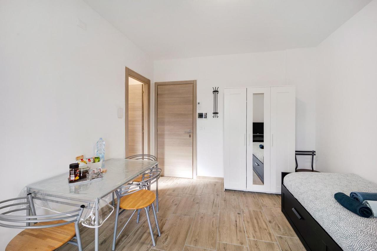 Il Gattino Di Porto Appartamento 3 Imperia Exterior photo